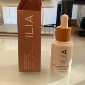 NWT ILIA Super Serum Kim Tint S10